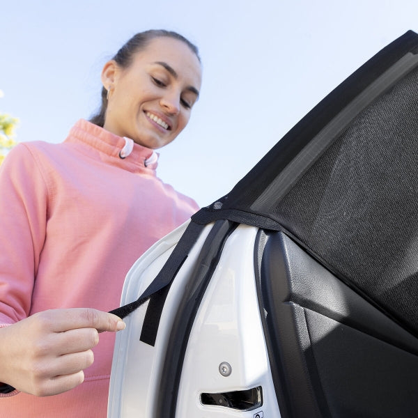 Mrežica-suncobran za automobil UVlock Innovagoods paket od 2 kom.